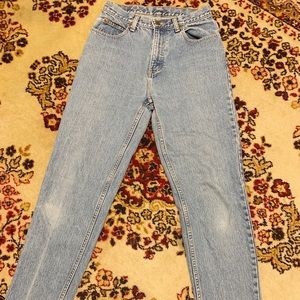 VINTAGE MOM JEANS